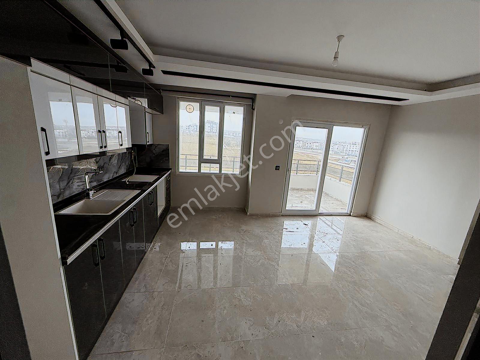 Evbul'dan Çamlıtepede Kiralık 3.5+1 Daire - Görsel 13
