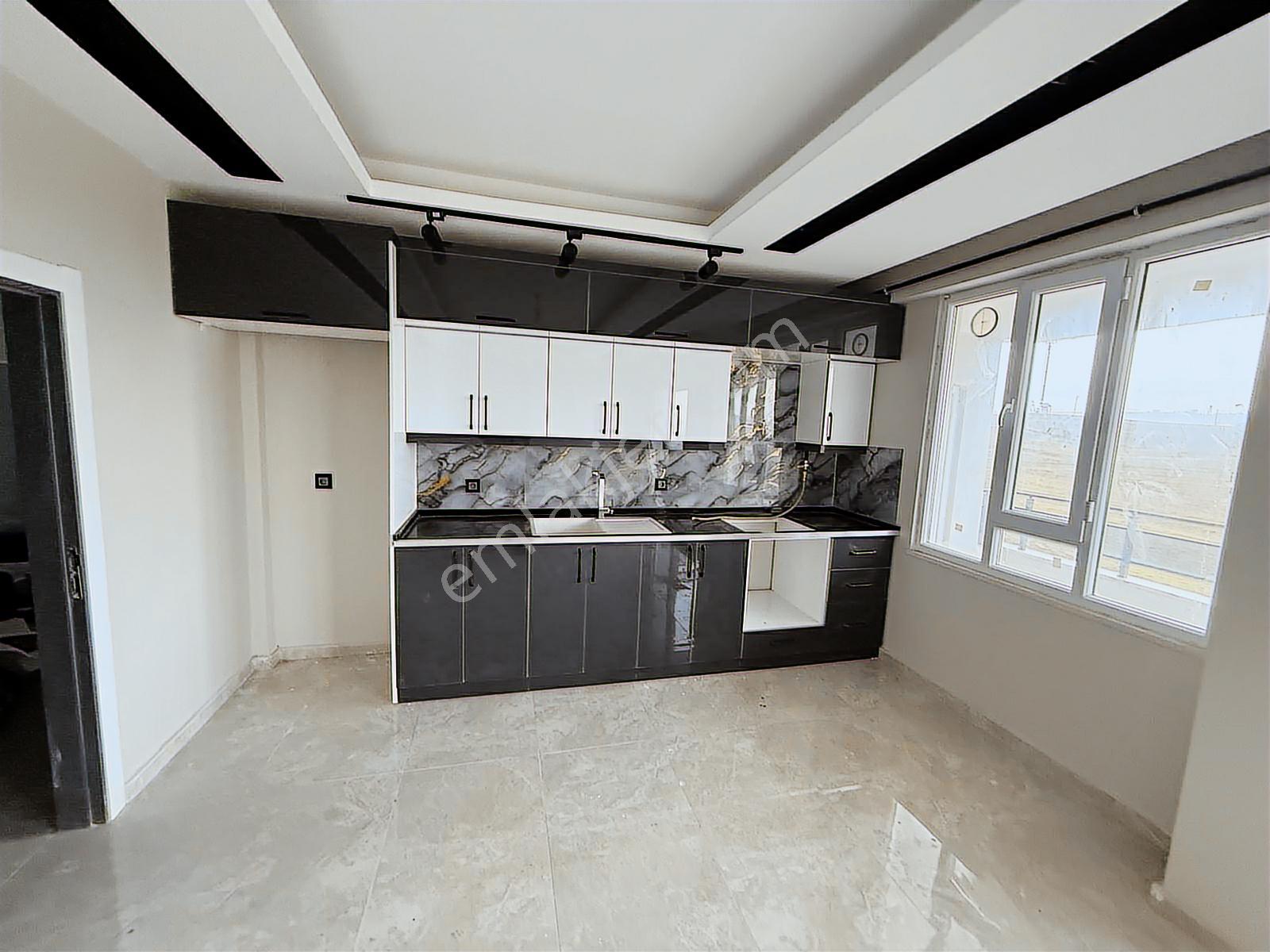 Evbul'dan Çamlıtepede Kiralık 3.5+1 Daire - Görsel 3