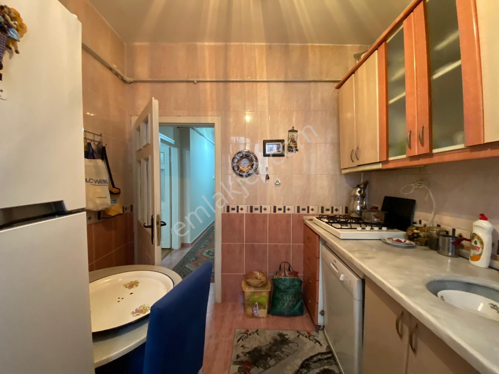 Kuşcağızda Cadde Kenarı Hastane Yakını - Görsel 2