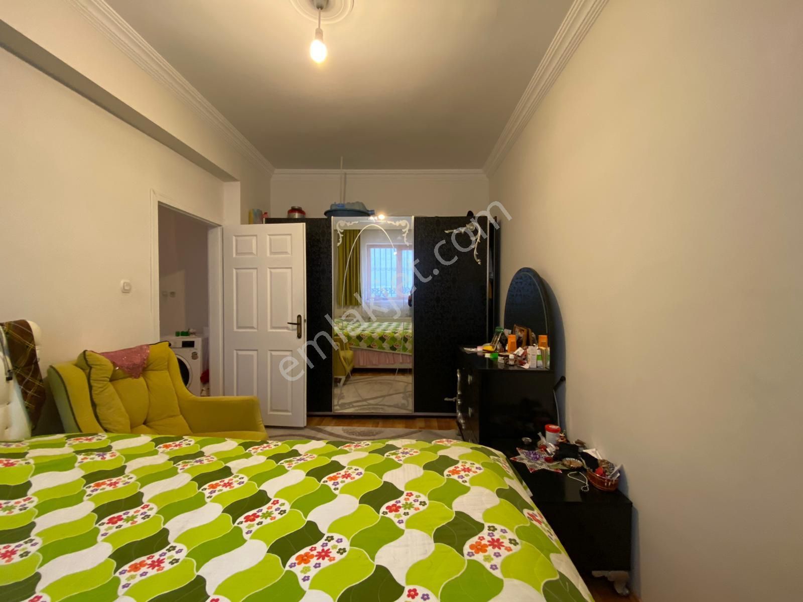 Kuşcağızda Cadde Kenarı Hastane Yakını - Görsel 8