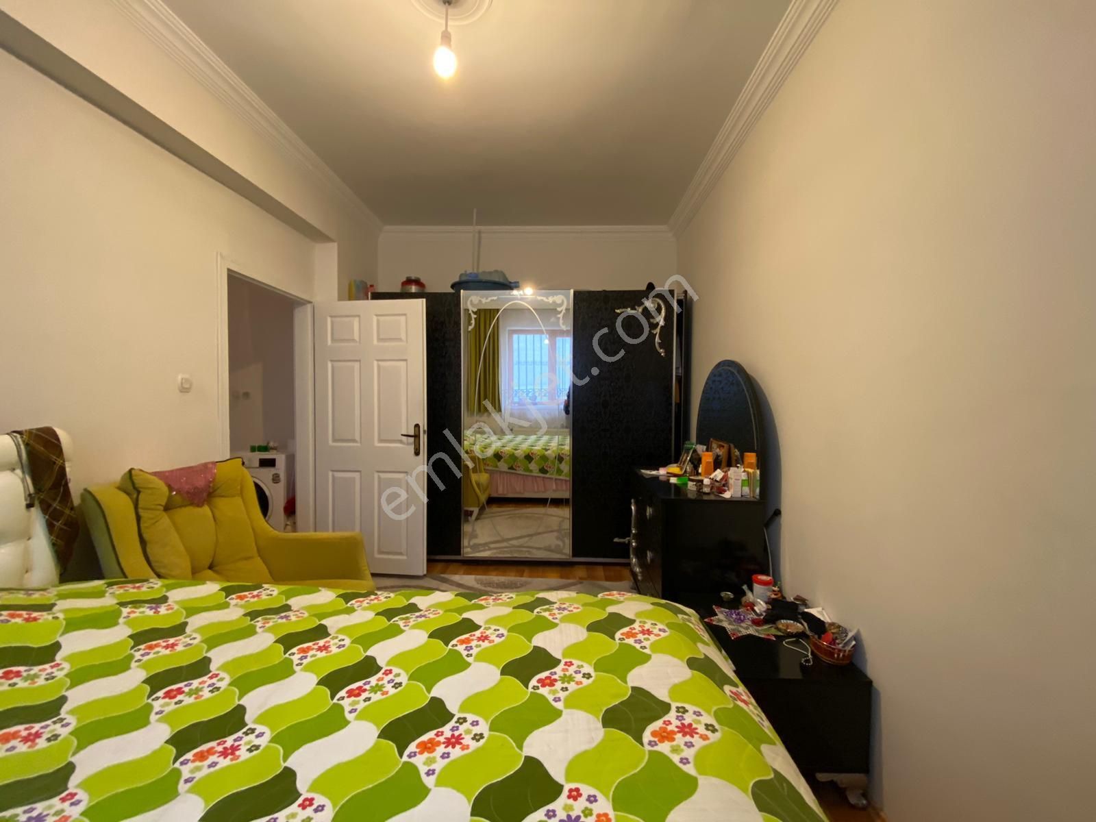 Kuşcağızda Cadde Kenarı Hastane Yakını - Görsel 17