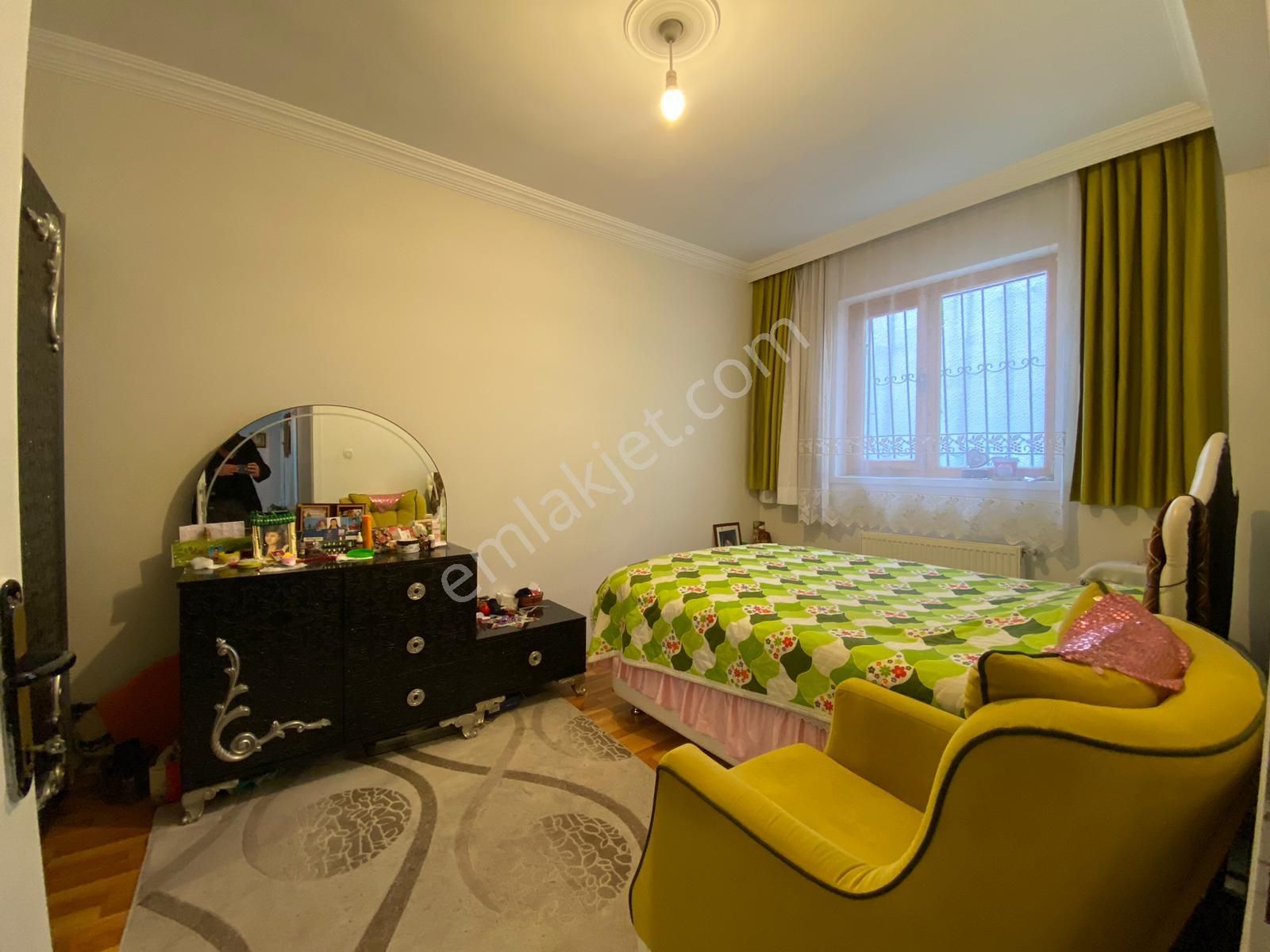 Kuşcağızda Cadde Kenarı Hastane Yakını - Görsel 15