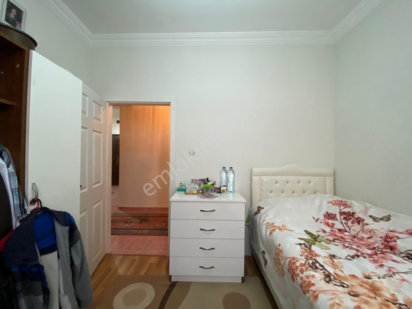 Kuşcağızda Cadde Kenarı Hastane Yakını - Görsel 13