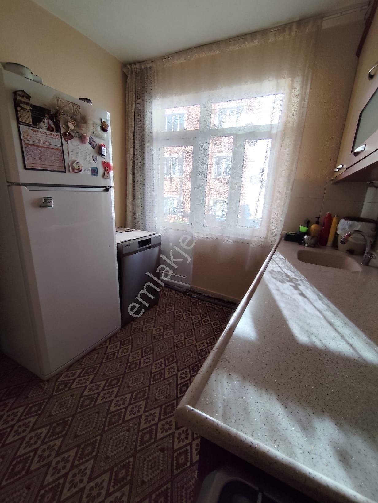 Akçay Emlak'tan Akşehir Gazi Mahallesinde Bahçelievler Ortaokulu Civarı Satılık 2+1 Daire - Görsel 5