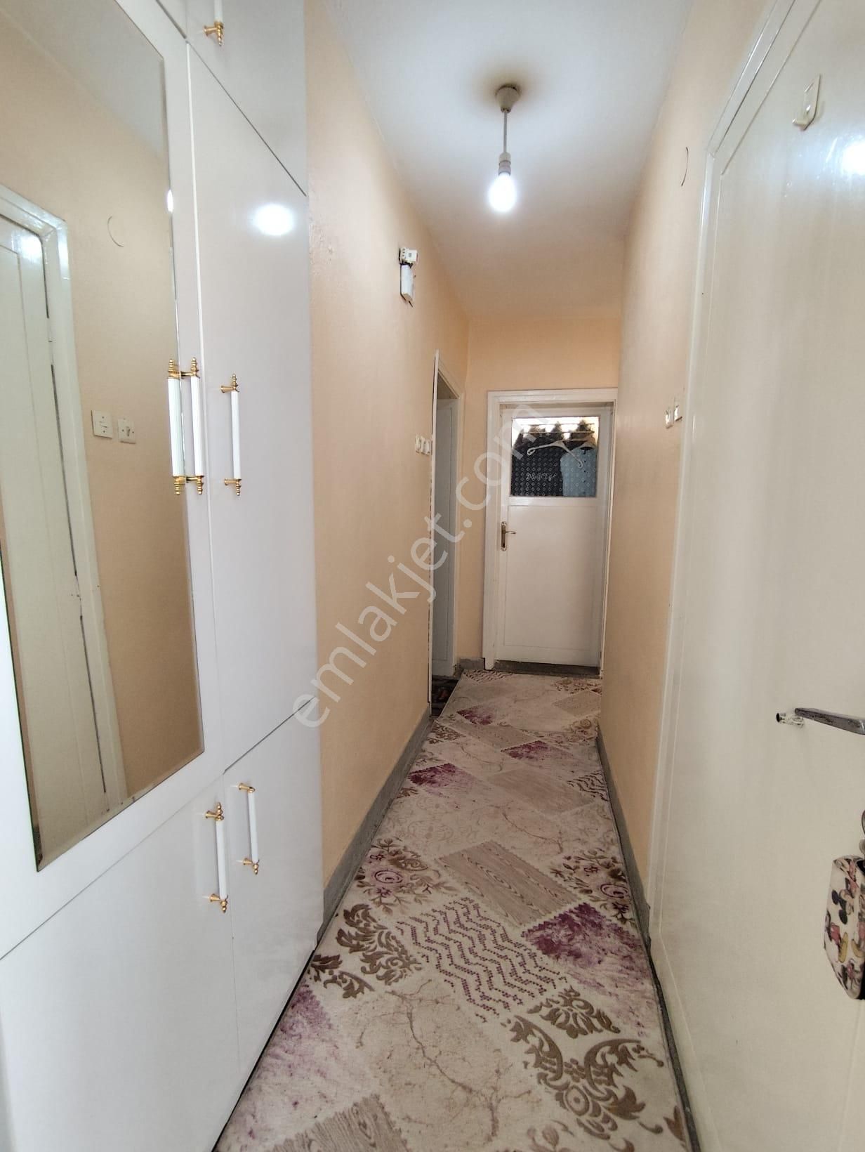 Akçay Emlak'tan Akşehir Gazi Mahallesinde Bahçelievler Ortaokulu Civarı Satılık 2+1 Daire - Görsel 23