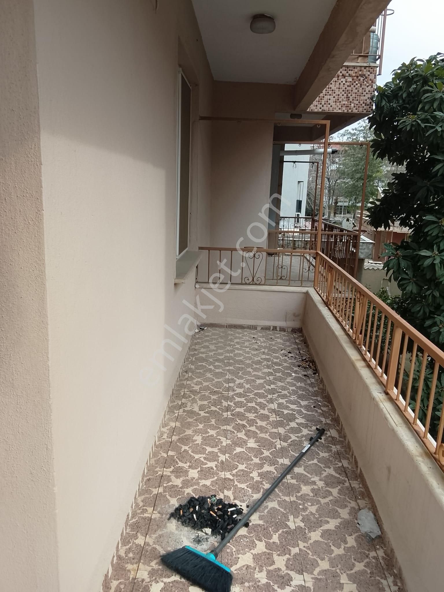 Çarşıya Yürüme Mesafesinde, Ulaşımı Kolay 3+1 Ara Kat Daire - Görsel 13