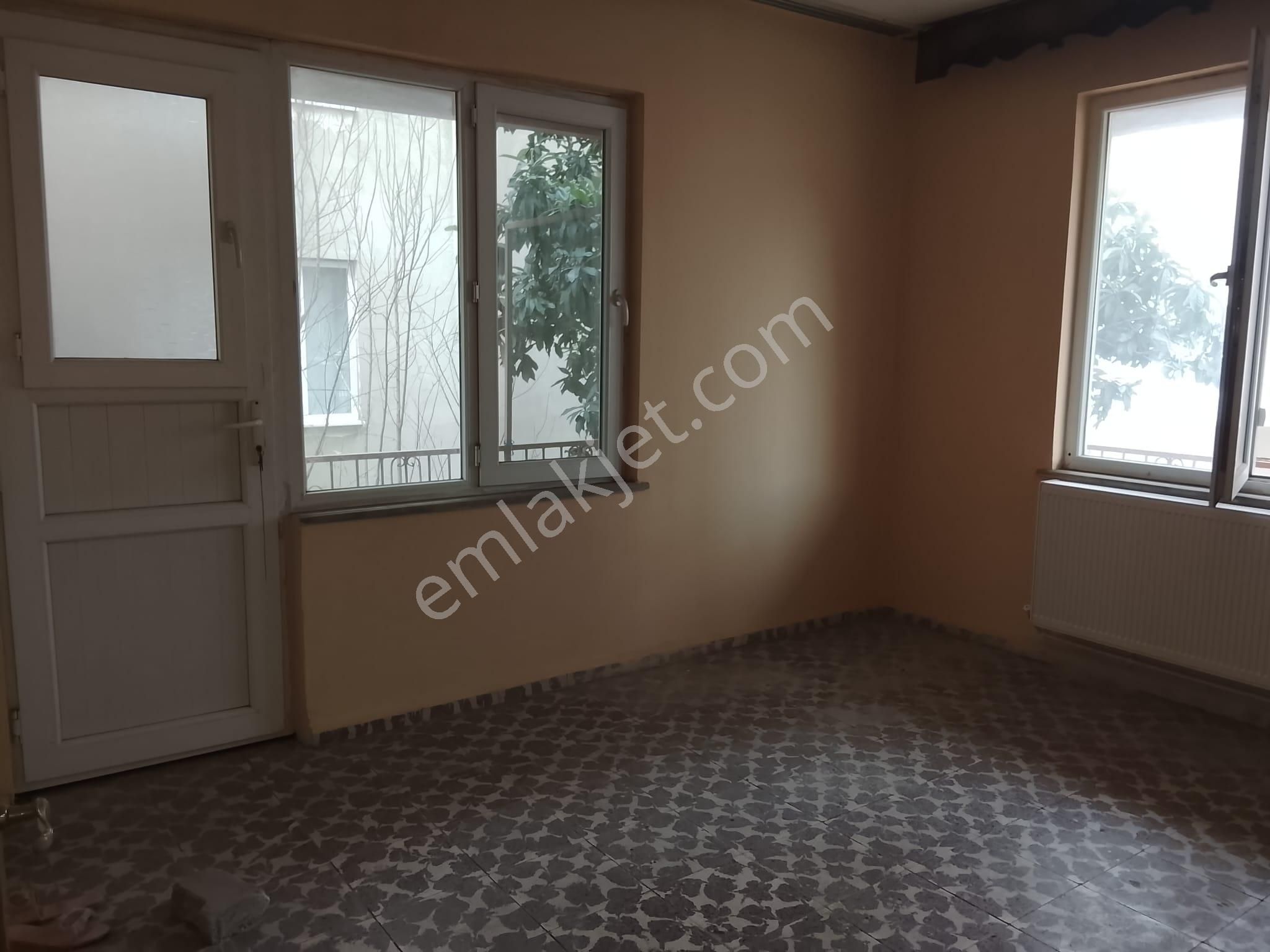 Çarşıya Yürüme Mesafesinde, Ulaşımı Kolay 3+1 Ara Kat Daire - Görsel 14