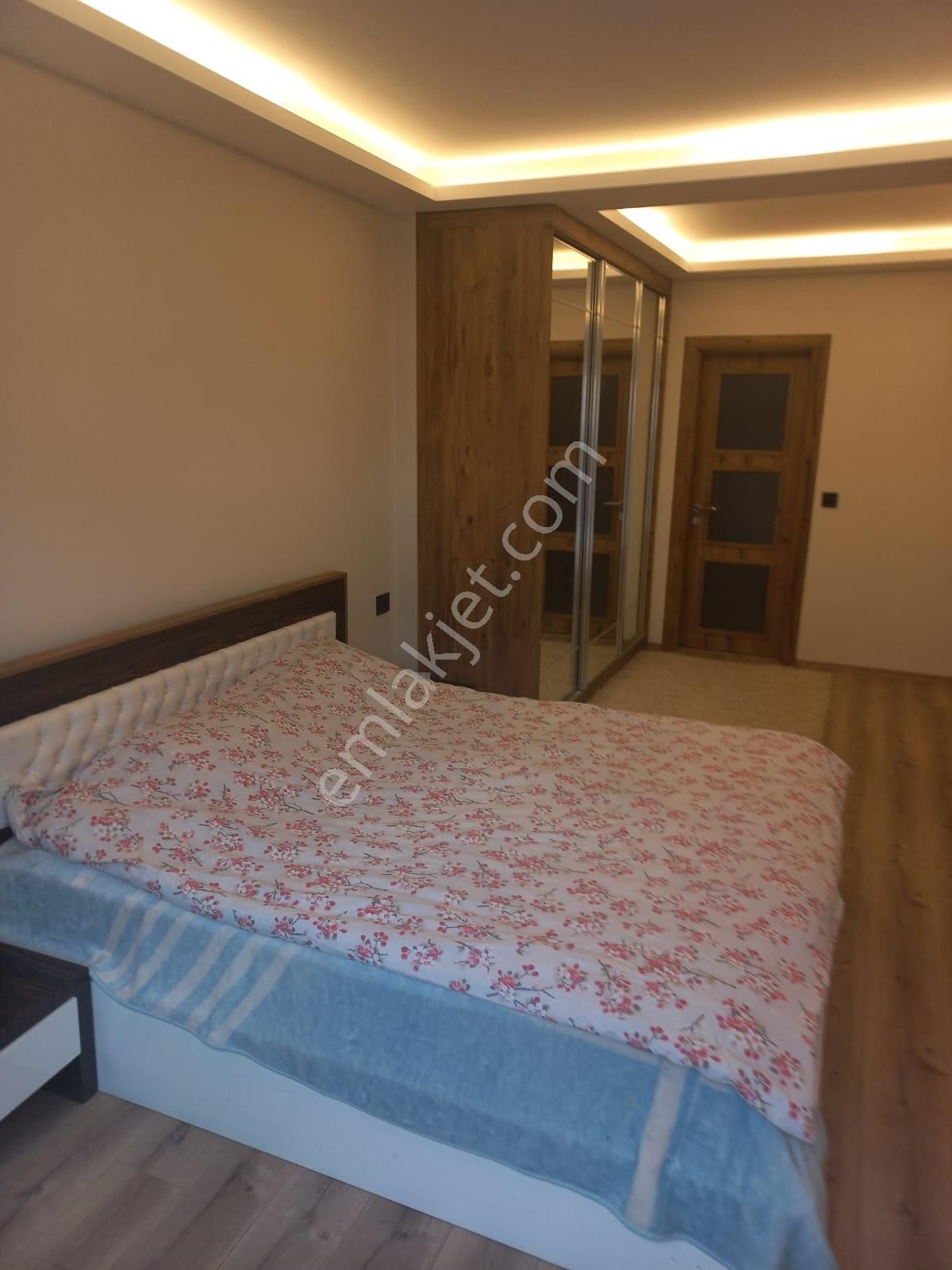 Kuşadası Denize 300 M Satılık 3+1 Lüx Daire - Görsel 11