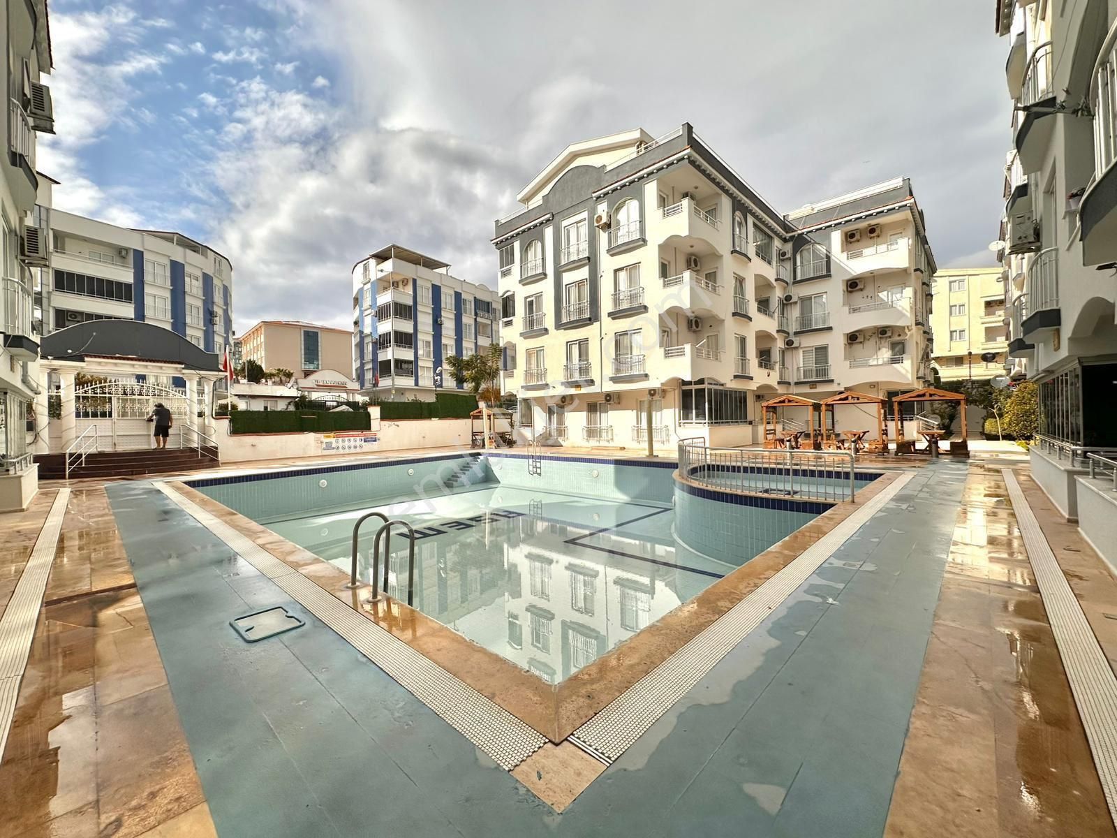 Didimde Site İçinde 2+1 Havuzlu Fırsat İlk Gelen Alır - Görsel 2