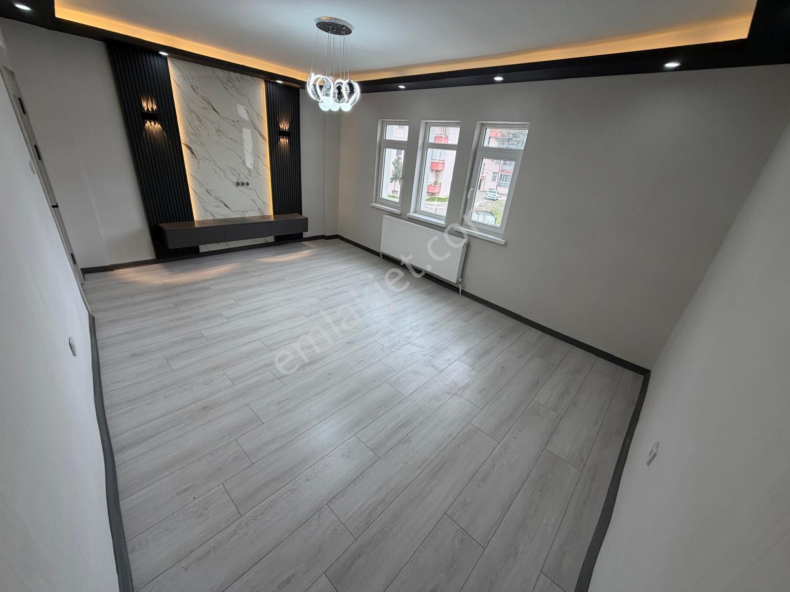 Sym'den Ahievran Mh Ara K.caddeye U.laşımay. Ful Yapılı 3+1daire - Görsel 11