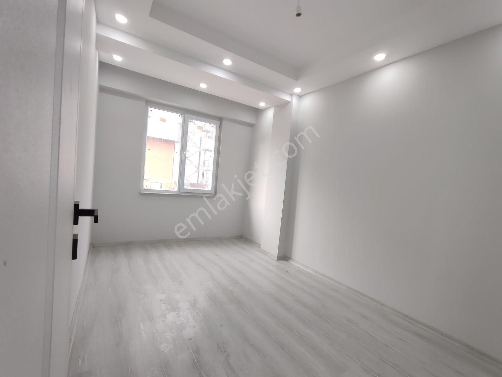 Şeyhsinan Mahallesi Kervancı Bölgesinde Havuzlu Sitede Lüks 1+1 - Görsel 7