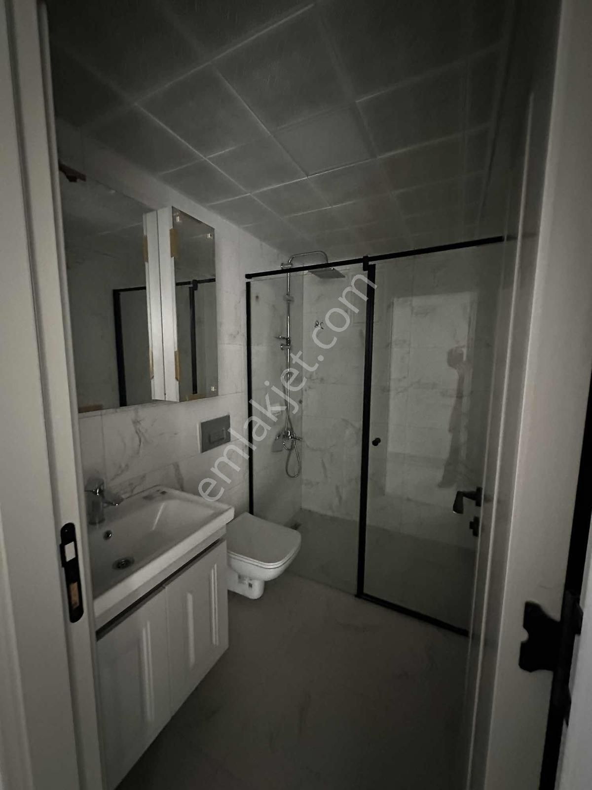 Batı Sitesi Mahallesinde Satılık Sıfır Daire - Görsel 12