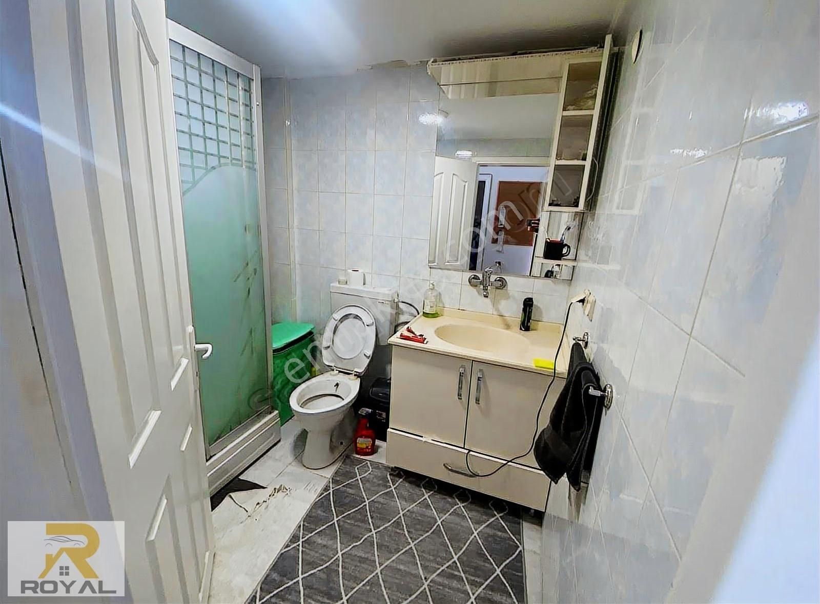 Gültepe Mahallesin'de Yüksek Giriş Kullanışlı Ferah Daire - Görsel 13
