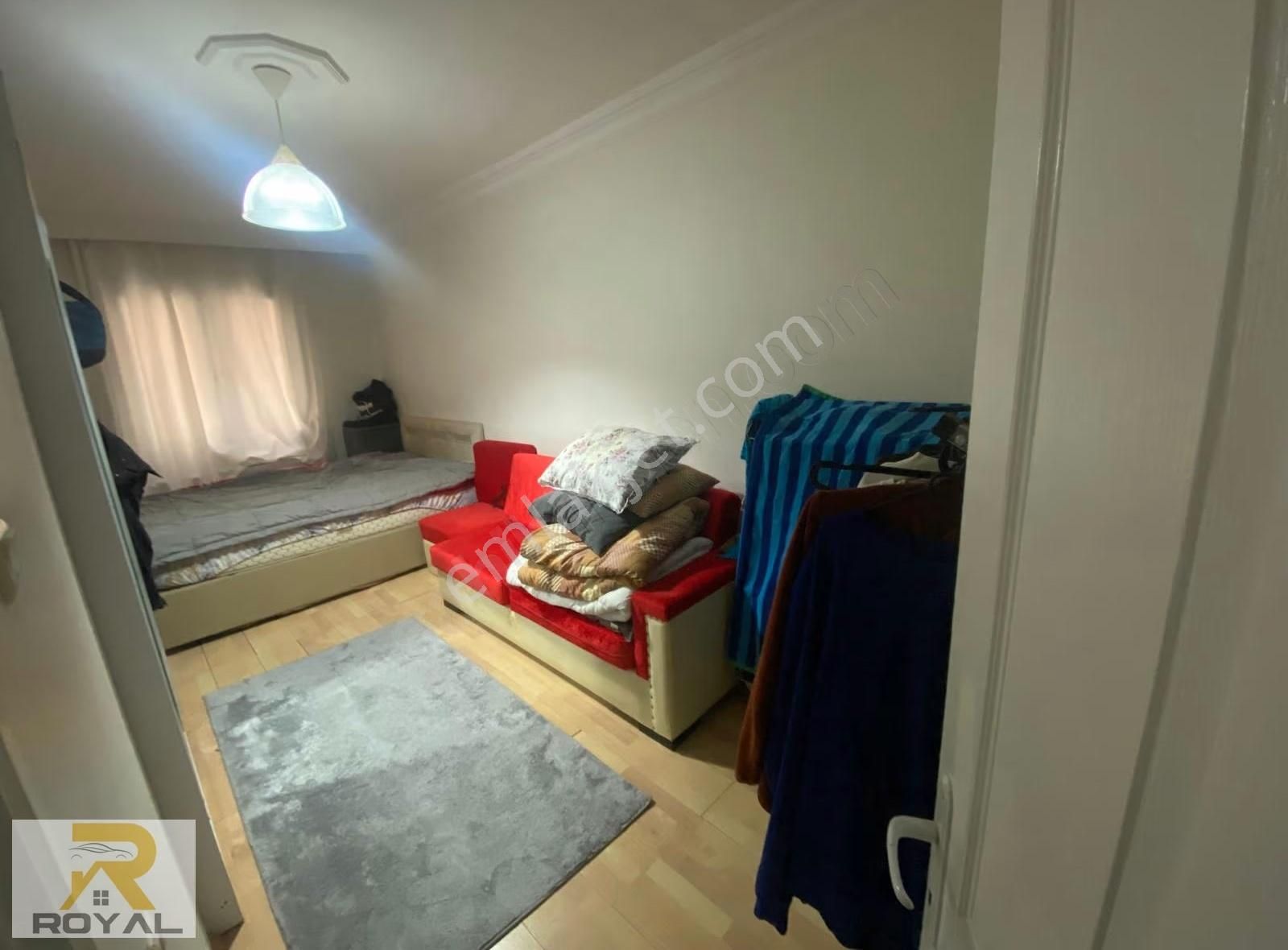 Gültepe Mahallesin'de Yüksek Giriş Kullanışlı Ferah Daire - Görsel 5