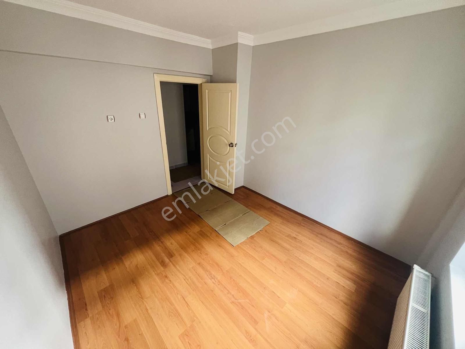 Bk Gayrimenkulden Osmanlı Mah. Ara Katta E.banyolu Kiralık Daire - Görsel 14