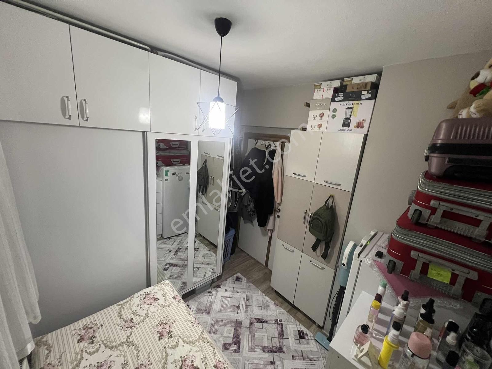 Bk Gayrimenkulden Malazgirt Mah. Ara Katta Cadde Üzeri Daire - Görsel 3
