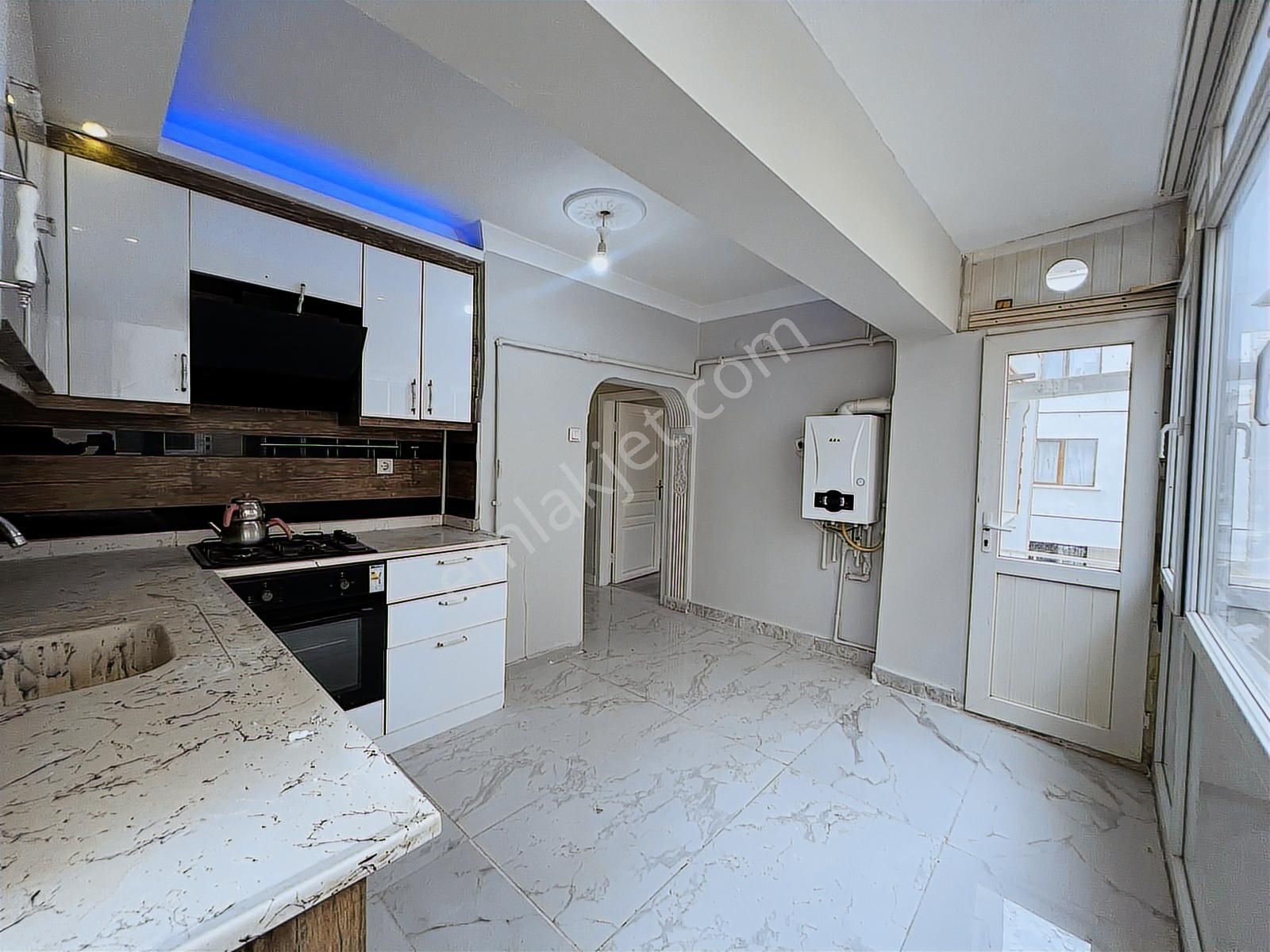 Bk Gayrimenkulden Ara Katta Ful Yapılı 3+1 Fırsat Dairesi