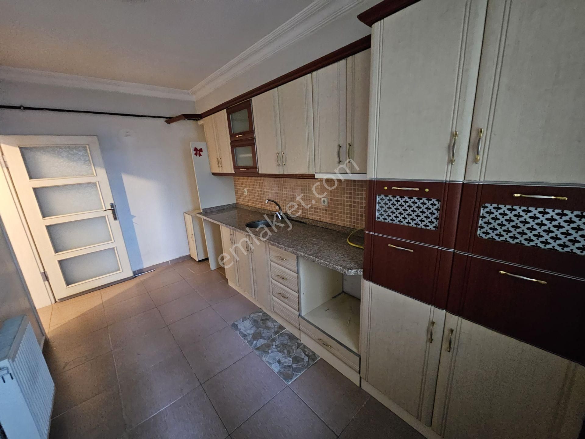 Ümraniye Tatlısu Ataşehir Finans Merkezine Yakın 3+1 Satılık Boş Daire - Görsel 29