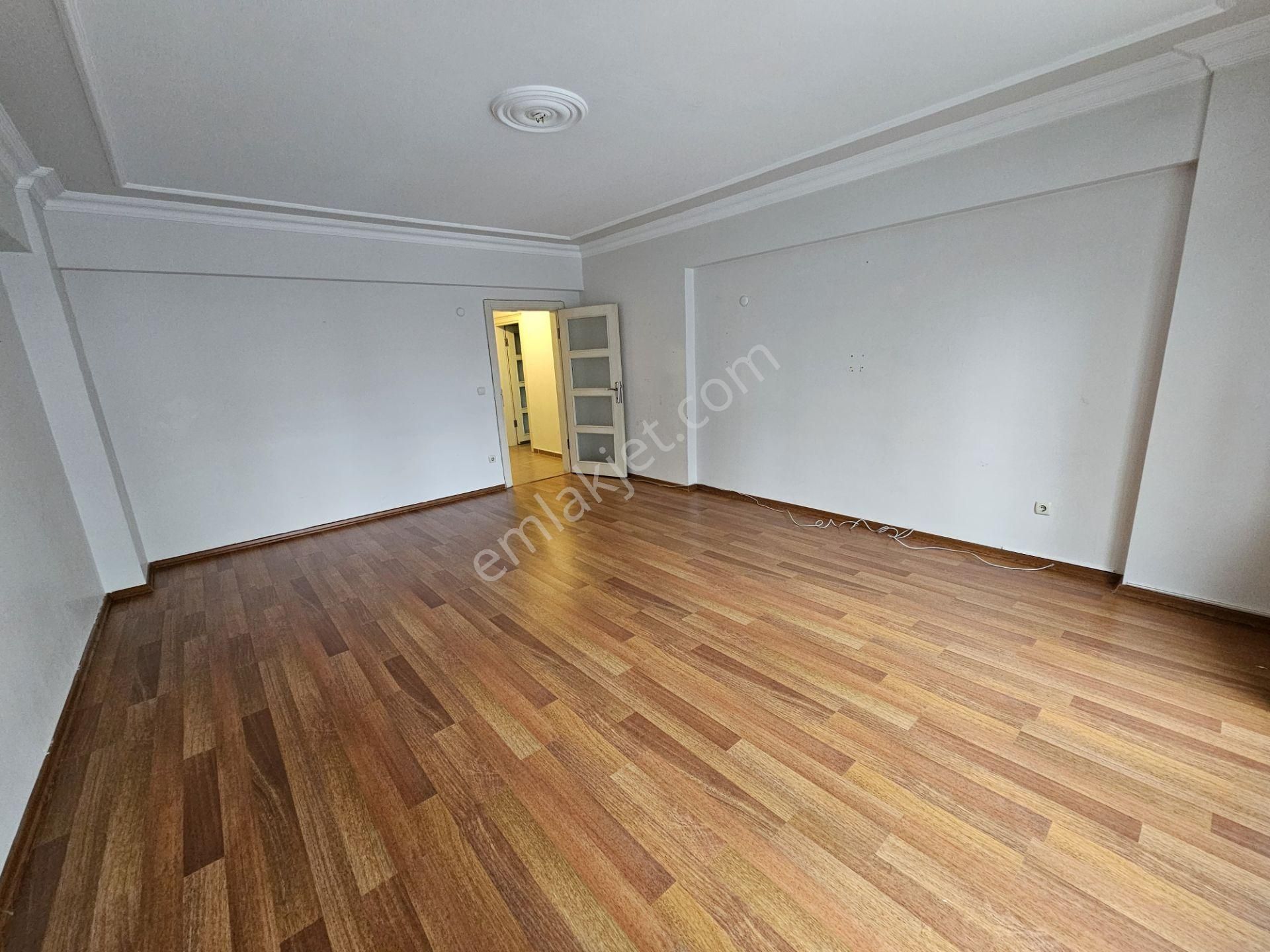 Ümraniye Tatlısu Ataşehir Finans Merkezine Yakın 3+1 Satılık Boş Daire - Görsel 31