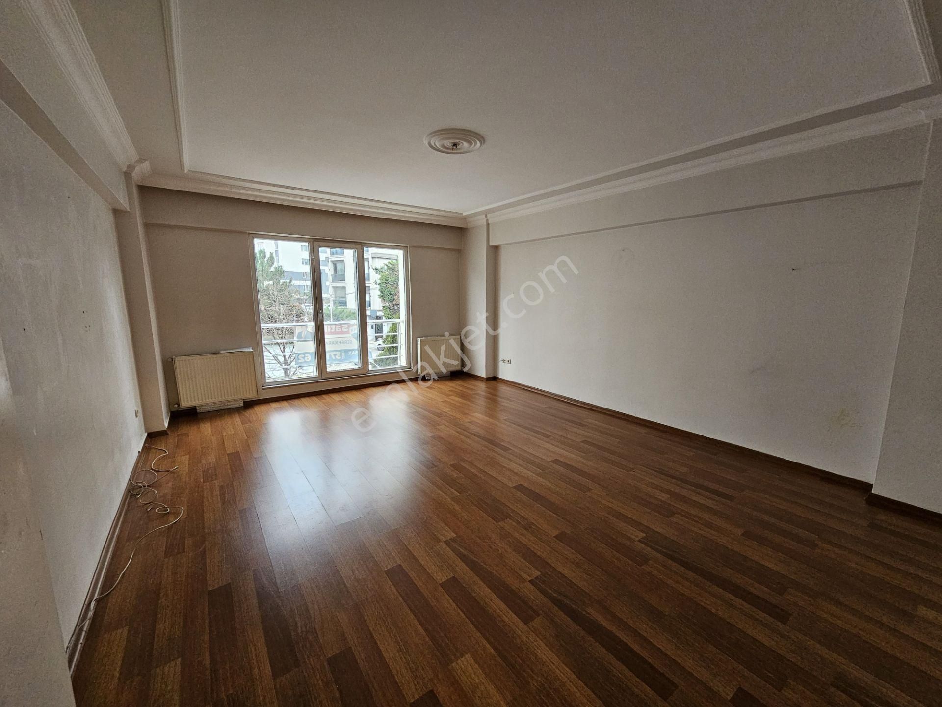 Ümraniye Tatlısu Ataşehir Finans Merkezine Yakın 3+1 Satılık Boş Daire - Görsel 35