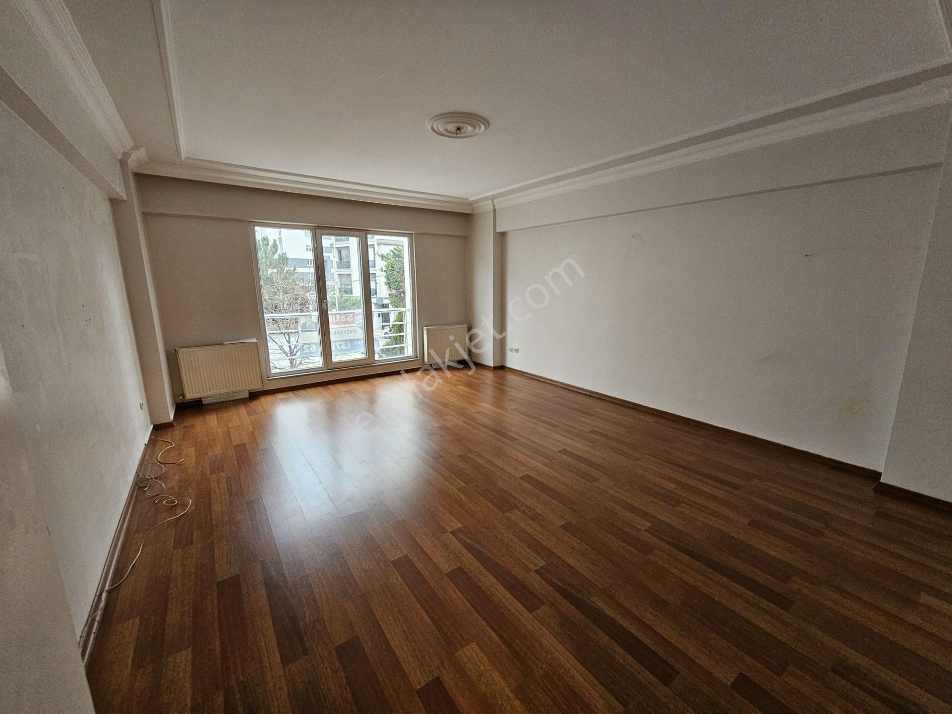 Ümraniye Tatlısu Ataşehir Finans Merkezine Yakın 3+1 Satılık Boş Daire - Görsel 32