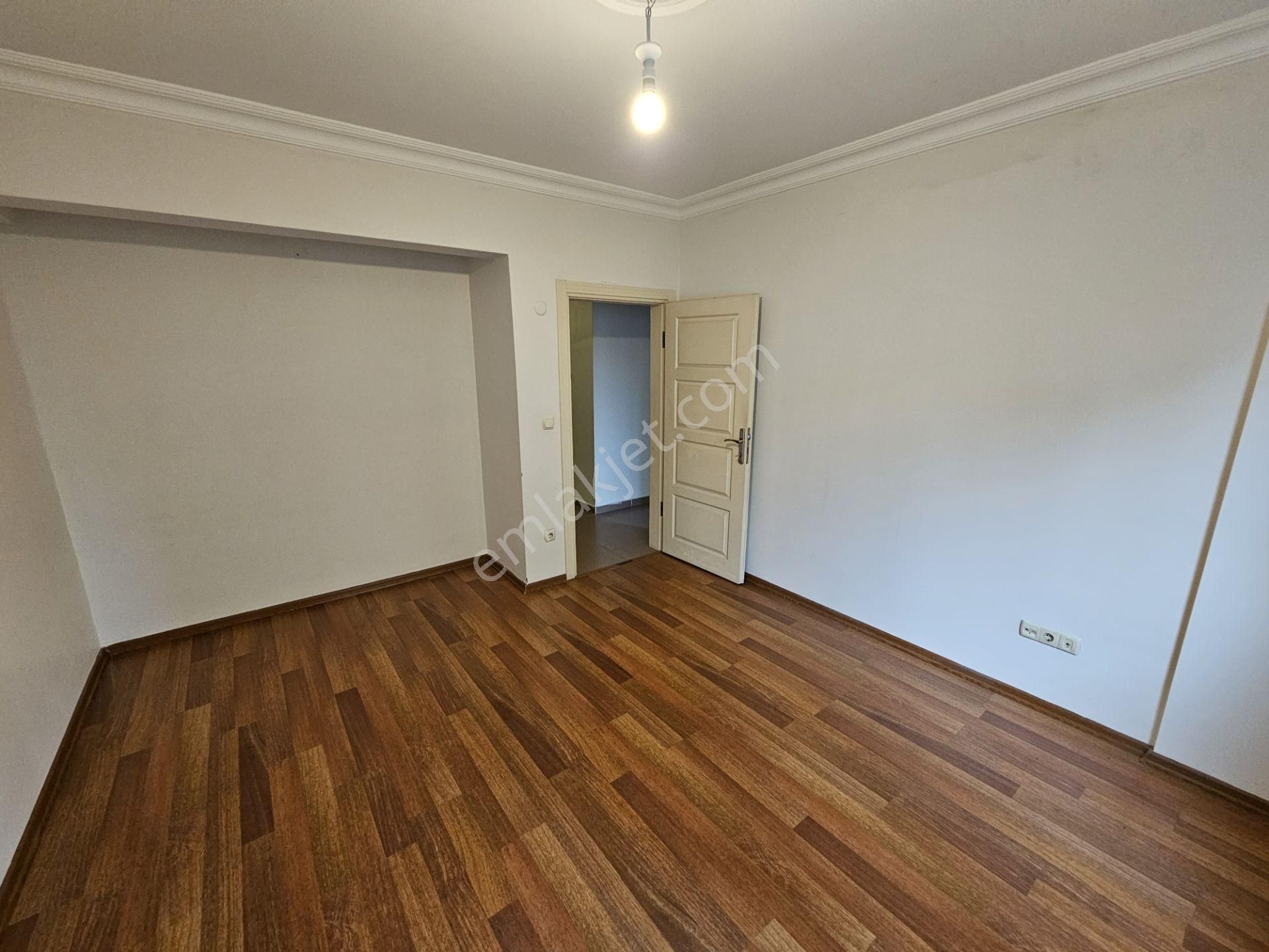 Ümraniye Tatlısu Ataşehir Finans Merkezine Yakın 3+1 Satılık Boş Daire - Görsel 19