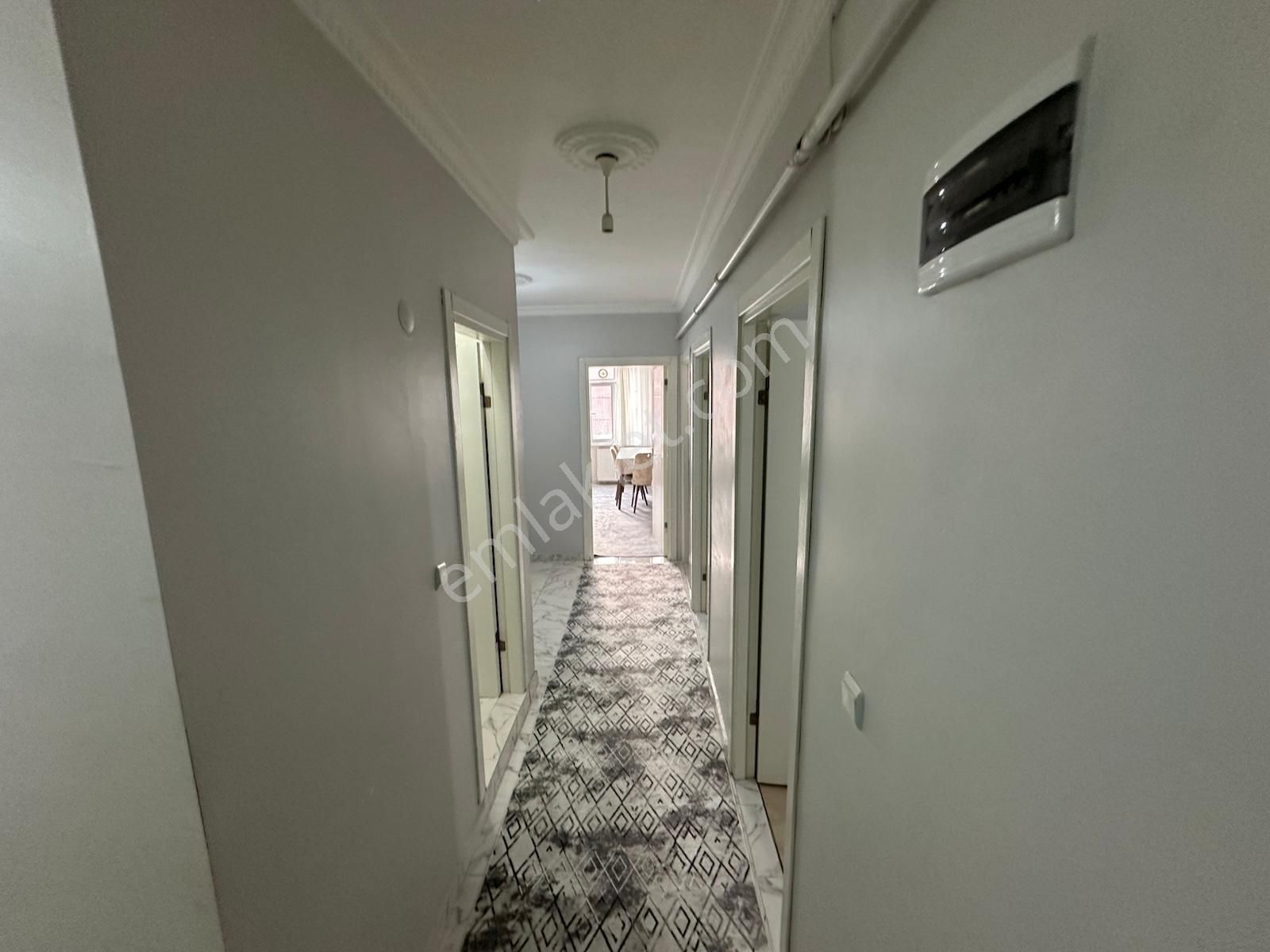 Üç Kardeşler'den Esentepe Mh Ayrı Girişli İki Aileye Uygun Asansörlü Devasa Dublex - Görsel 4