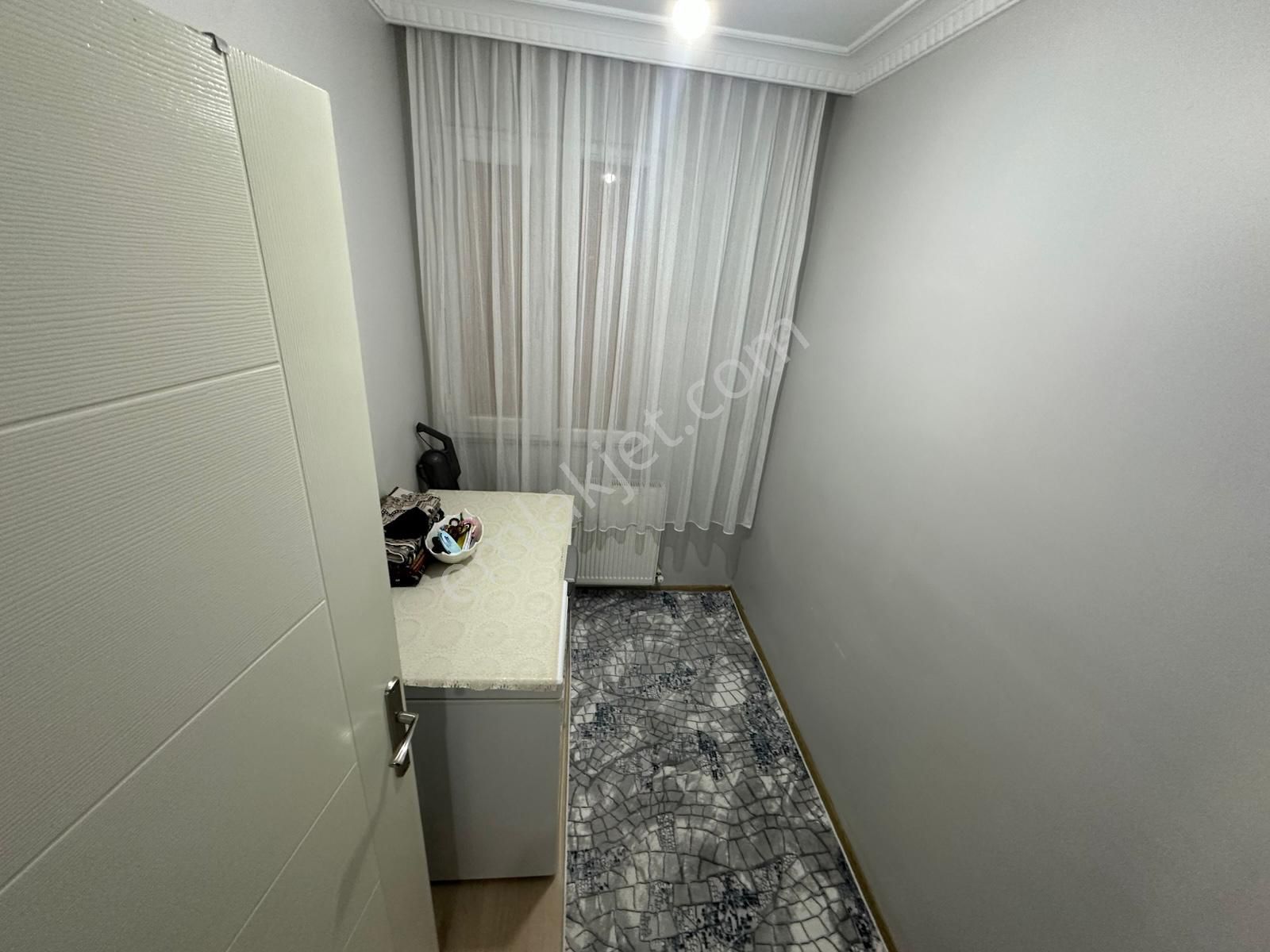 Üç Kardeşler'den Esentepe Mh Ayrı Girişli İki Aileye Uygun Asansörlü Devasa Dublex - Görsel 7