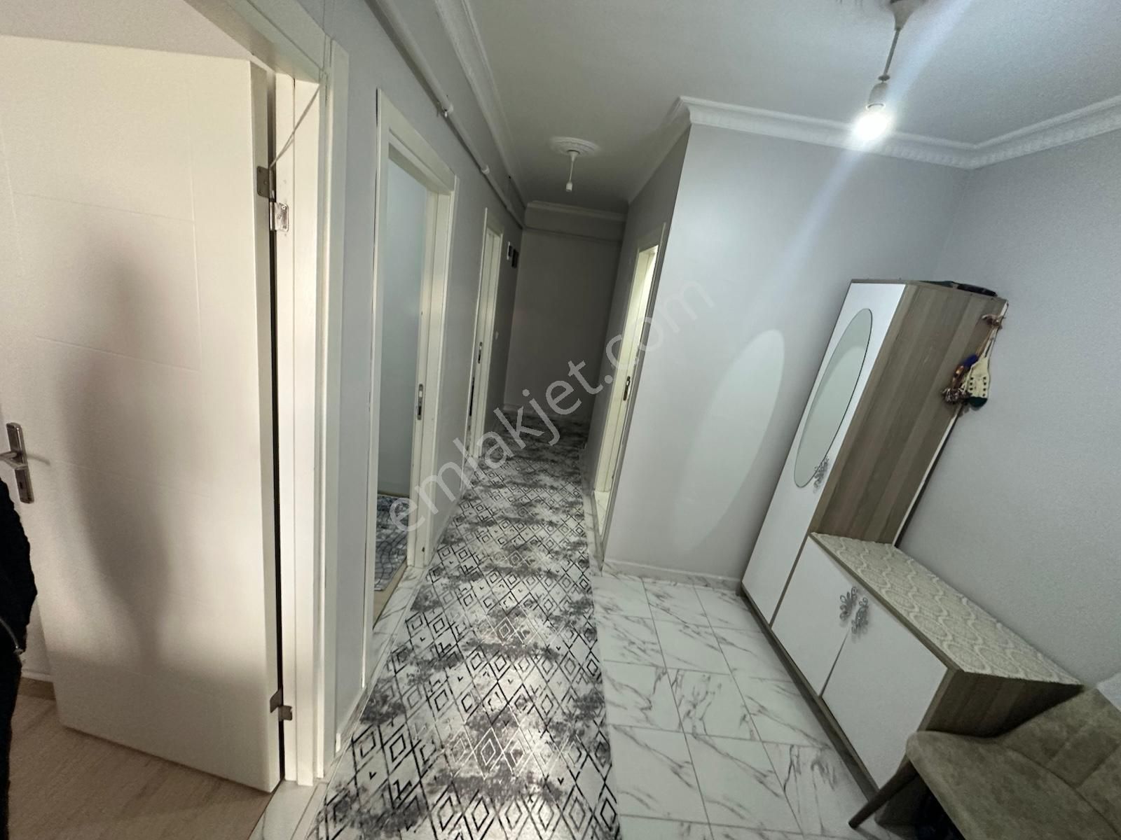 Üç Kardeşler'den Esentepe Mh Ayrı Girişli İki Aileye Uygun Asansörlü Devasa Dublex - Görsel 17