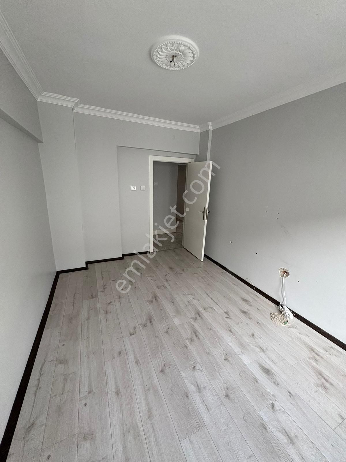 Bk Gayrimenkulden Selçuklu Mah. Ara Katta Satılık Daire - Görsel 19