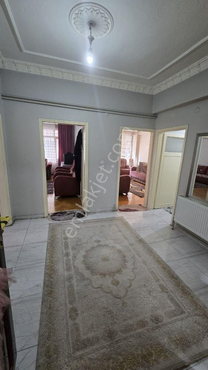 Esenyurtta Güzel Konumda Satılık Daire - Görsel 5