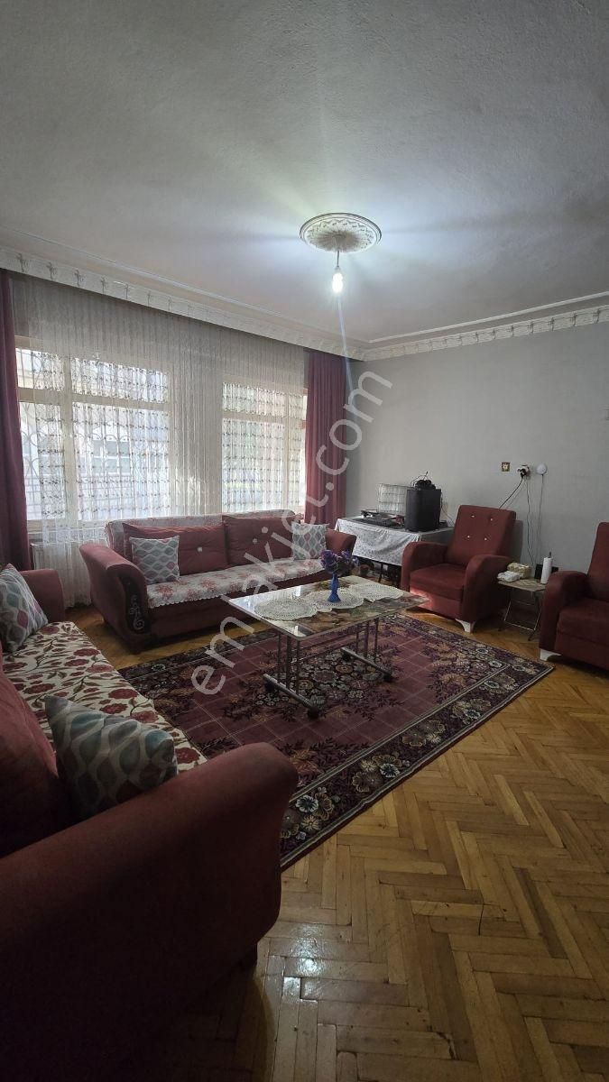 Esenyurtta Güzel Konumda Satılık Daire - Görsel 8