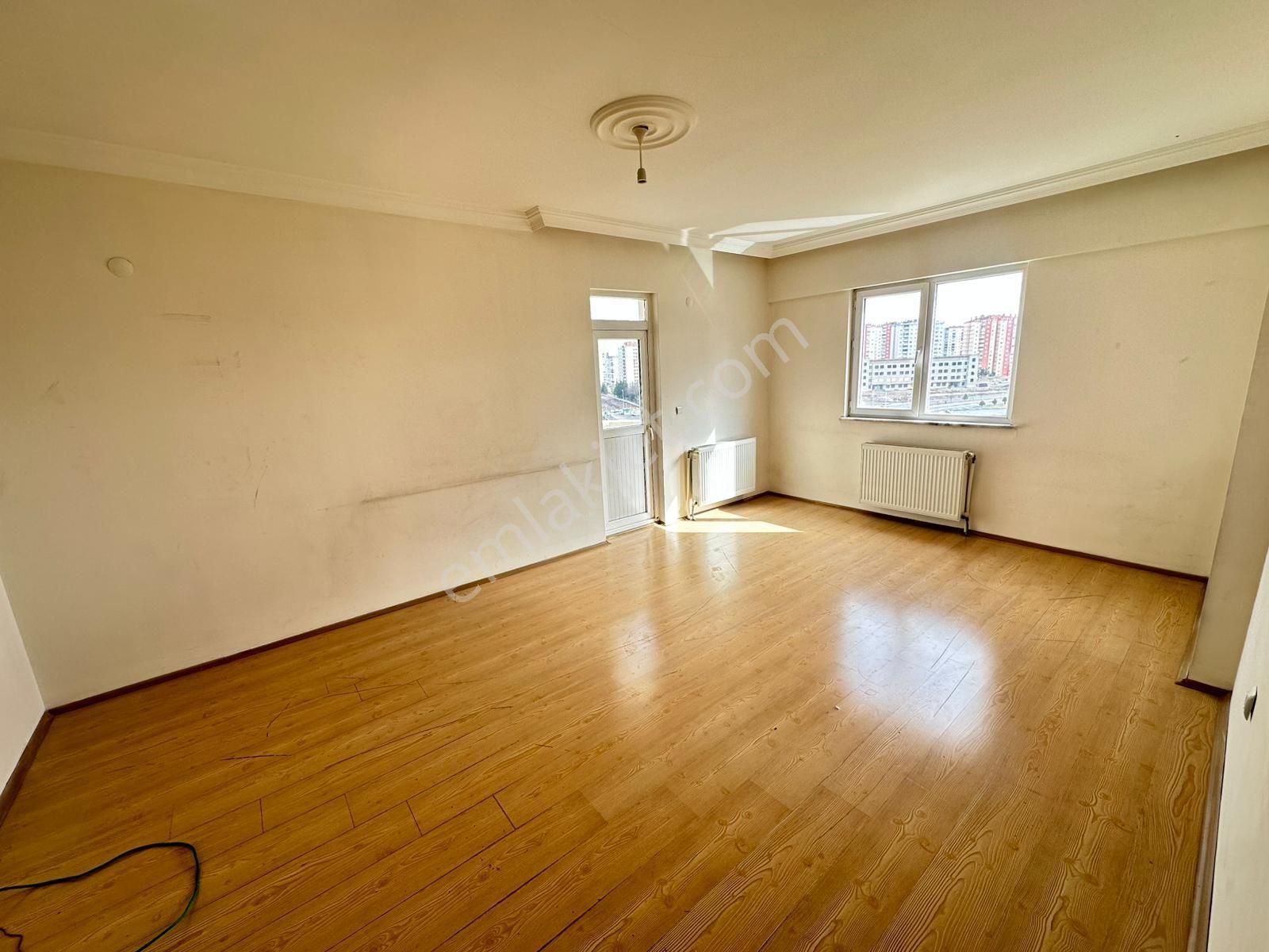 Elisa Gyo/beyazşehir Akevlerde Ara Kat Hemen Oturulur 3+1 Daire - Görsel 2