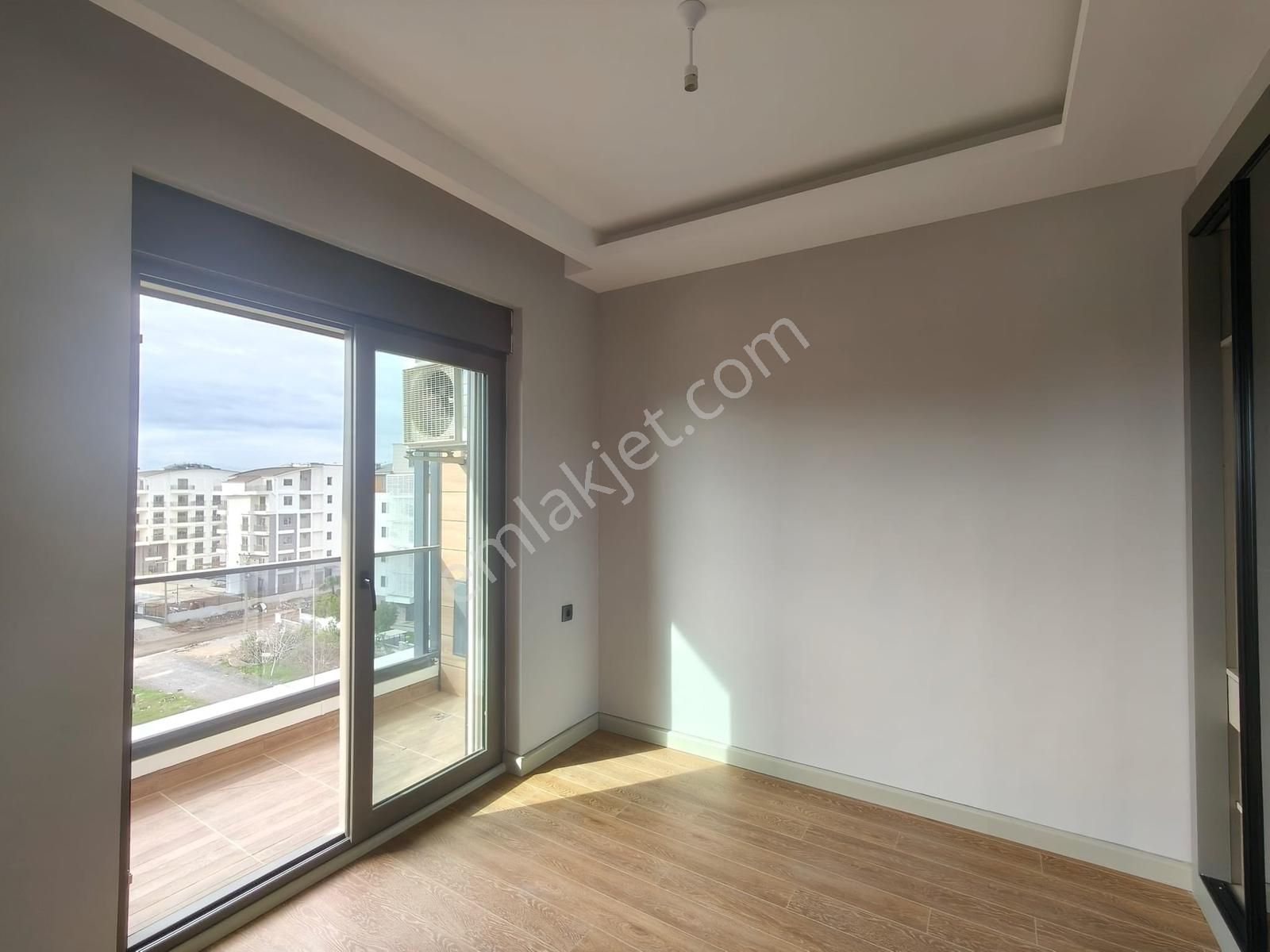 Aksu Altıntaşta 1+1 Kiralık Daire - Görsel 27