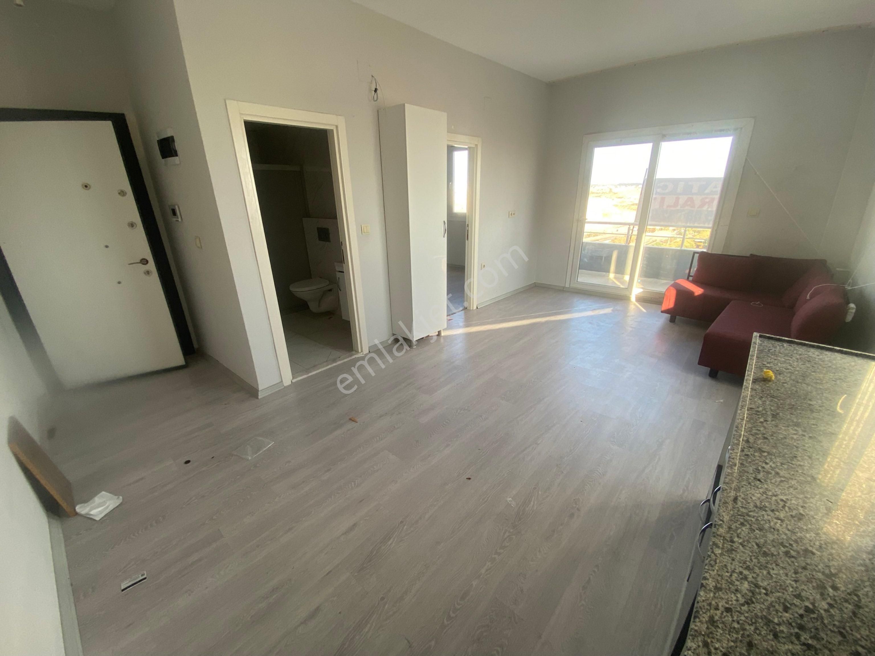 Atc'den Gültepe'de Cadde Üzeri Ünivarsite Yanı 1+1 Kiralık Daire - Görsel 3