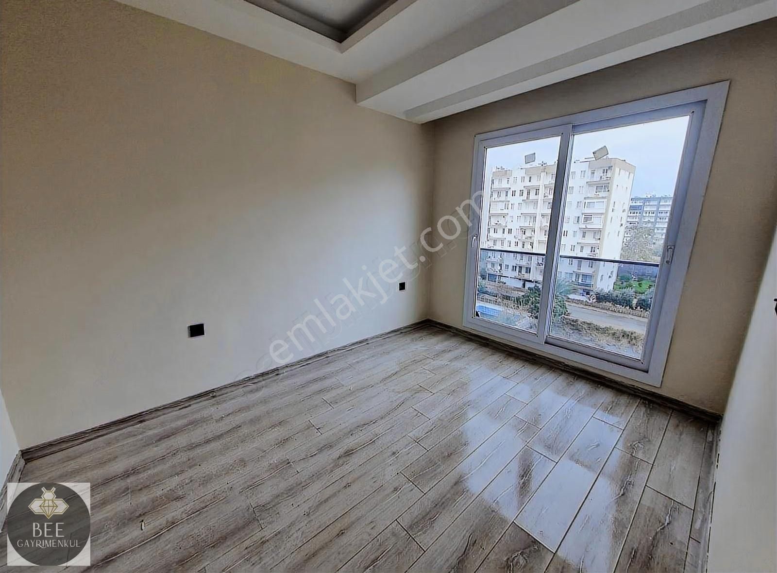 Denize 200 Mt Merkezi Konumda Havuzlu Sitede Satılık 1+1 - Görsel 16