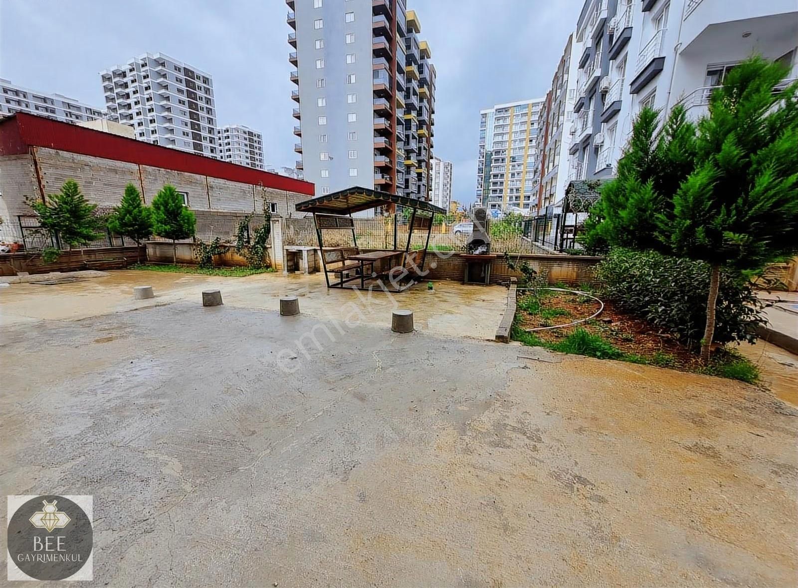 Denize 200 Mt Merkezi Konumda Havuzlu Sitede Satılık 1+1 - Görsel 10