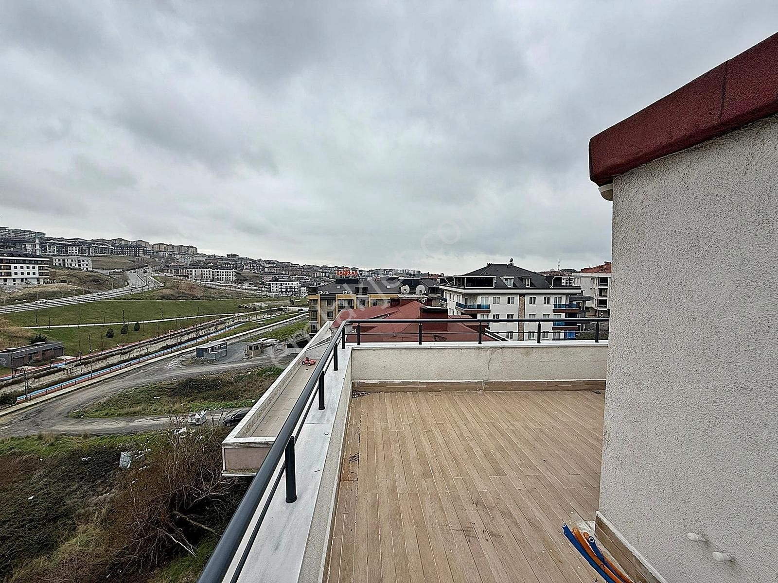 Sıfır İnşaatımız'da Beylikdüzü Yaşam Vadi Manzaralı 3+2 Dubleks - Görsel 27