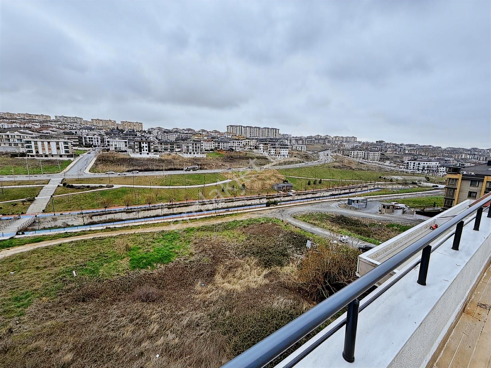 Sıfır İnşaatımız'da Beylikdüzü Yaşam Vadi Manzaralı 3+2 Dubleks - Görsel 10