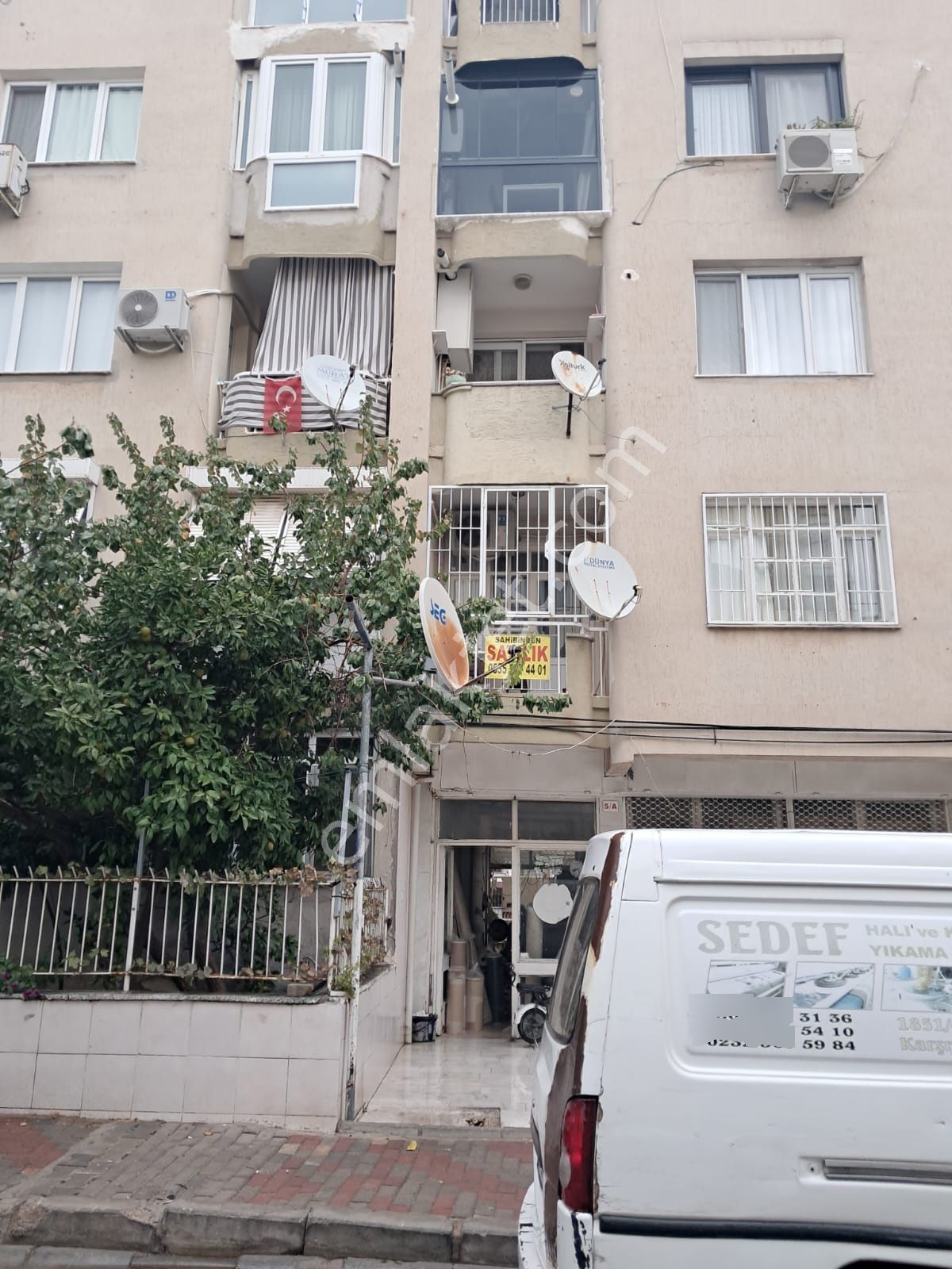 Satılık İzmir Karşıyaka Bahçelievlerde 3+1 Fırsat Daire - Görsel 3