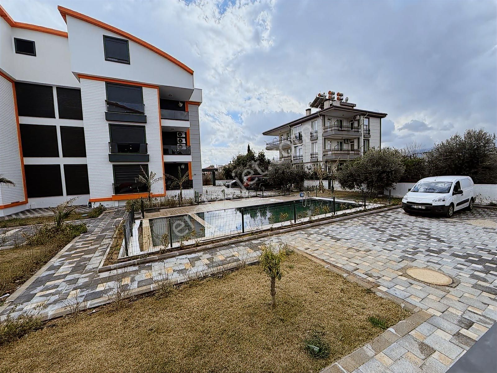 Yeşilbayır Mah. Havuzlu Site İçerisinde Satılık Lüks Daire - Görsel 19