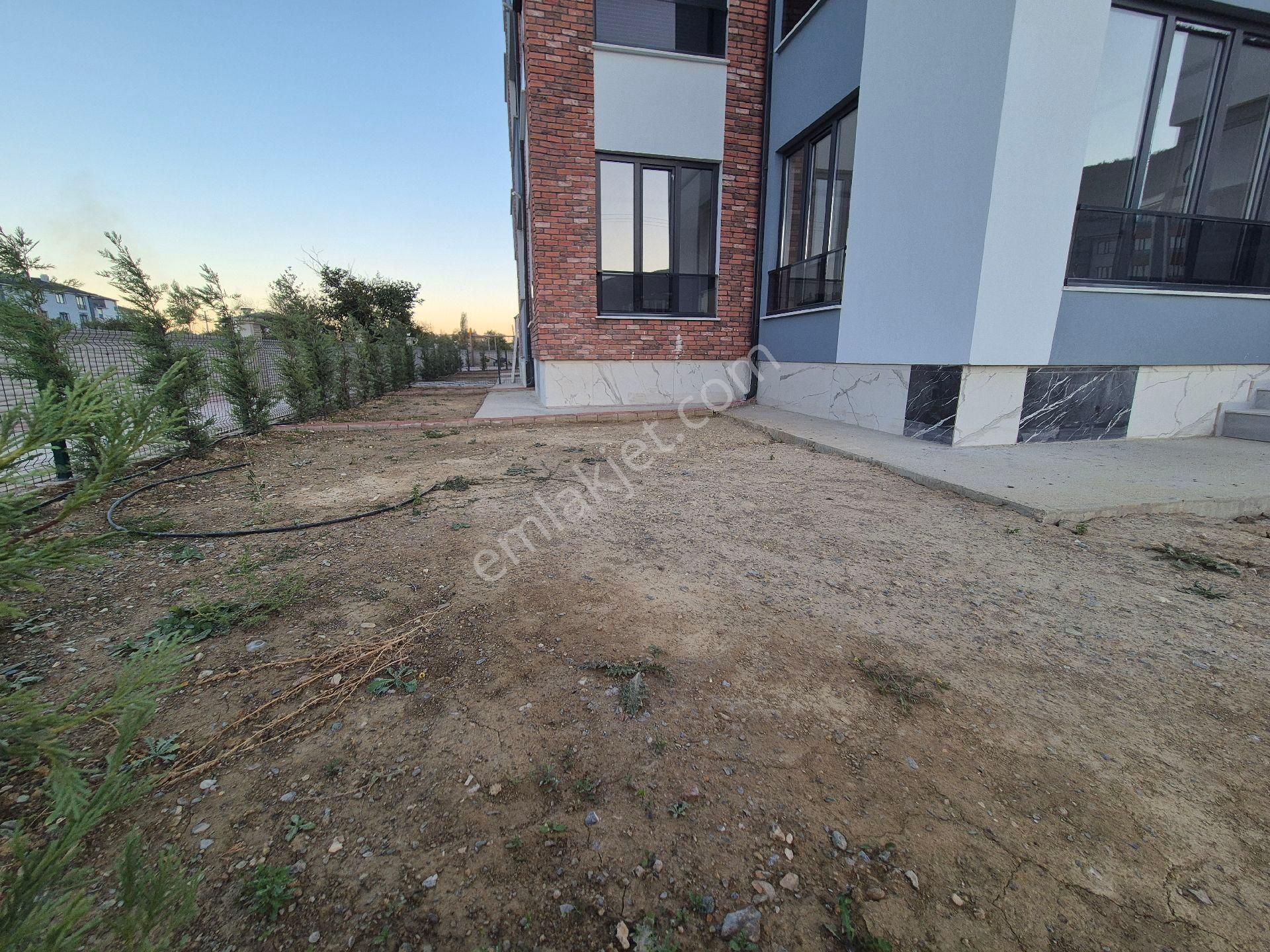 Gazi Mahallesinde Ultra Lüks 3+1 Kiralık Daire - Görsel 13