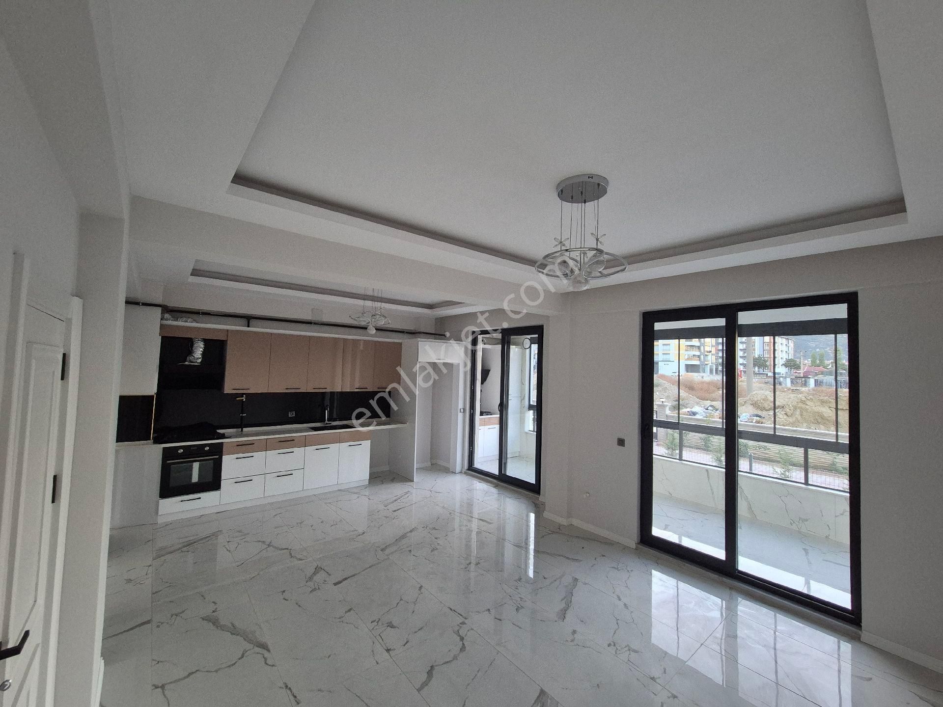 Gazi Mahallesinde Ultra Lüks 3+1 Kiralık Daire - Görsel 5