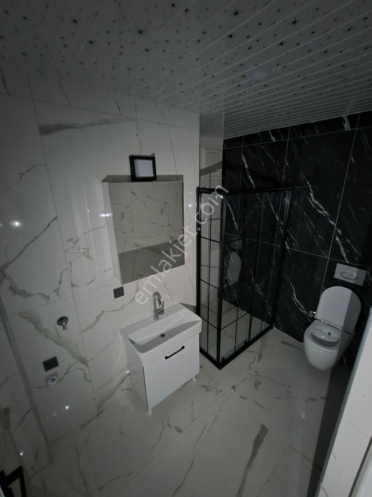 Gazi Mahallesinde Ultra Lüks 3+1 Kiralık Daire - Görsel 26