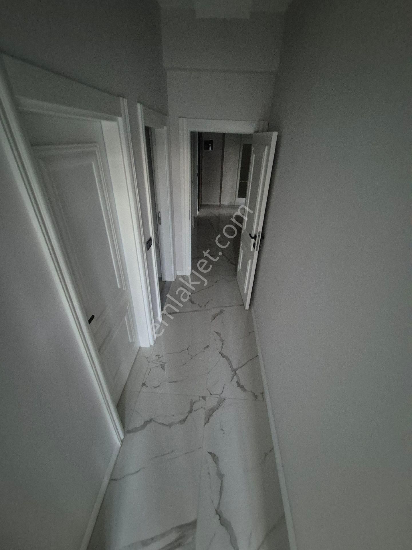 Gazi Mahallesinde Ultra Lüks 3+1 Kiralık Daire - Görsel 27