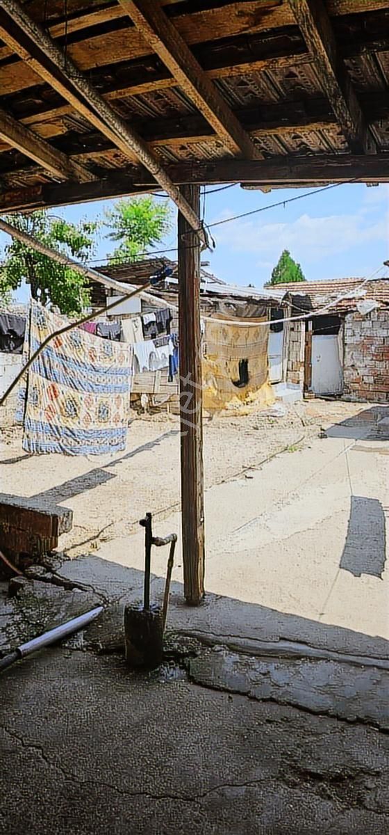 174m3kat İmarlı Cift Daire Yapılabilen Liseye Bitişik Müstakilev - Görsel 7