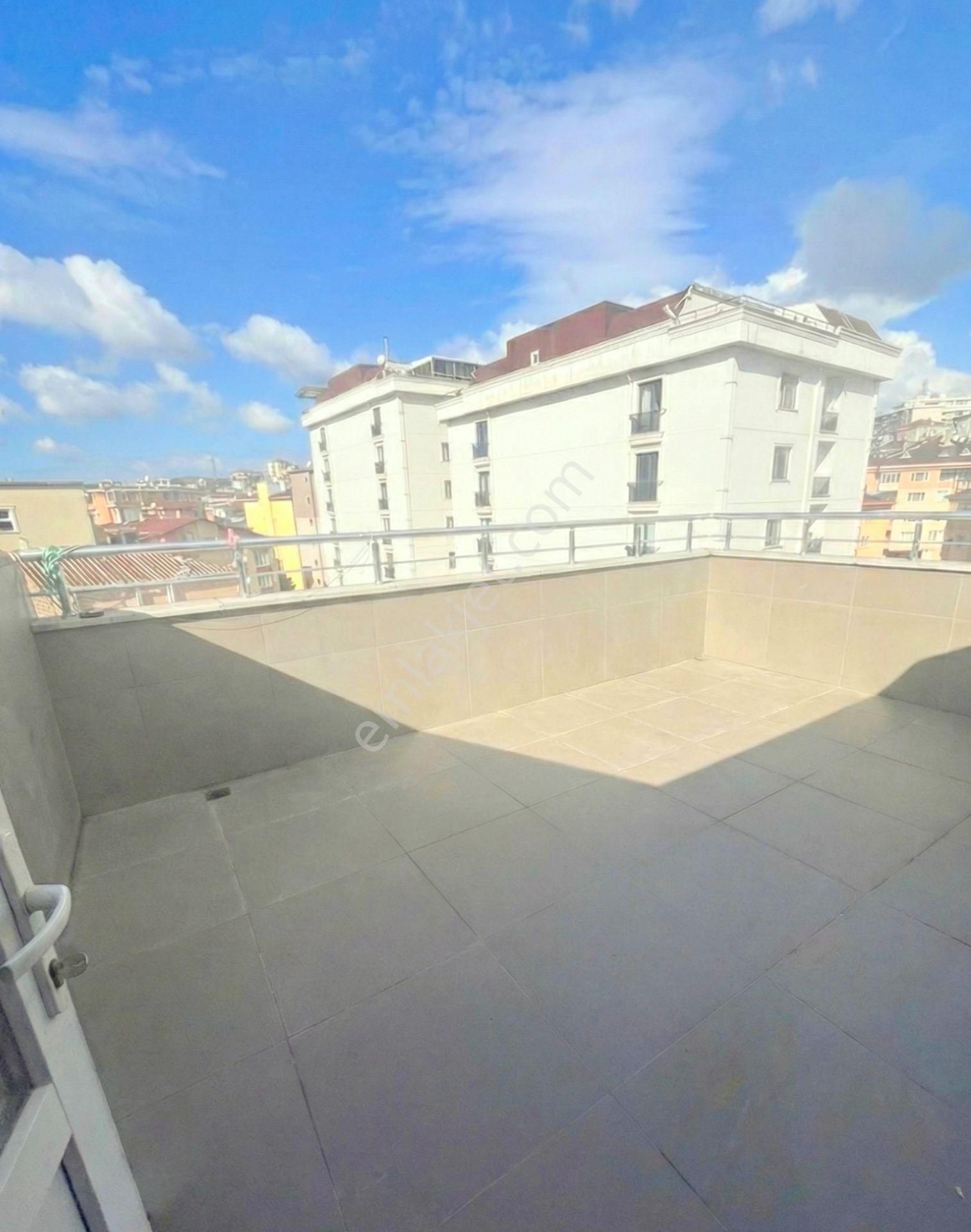 Mertcan'dan İskanlı Cadde 1dk Metro 6dk 2 Aileye Uygun Dubleks 4+2 - Görsel 33