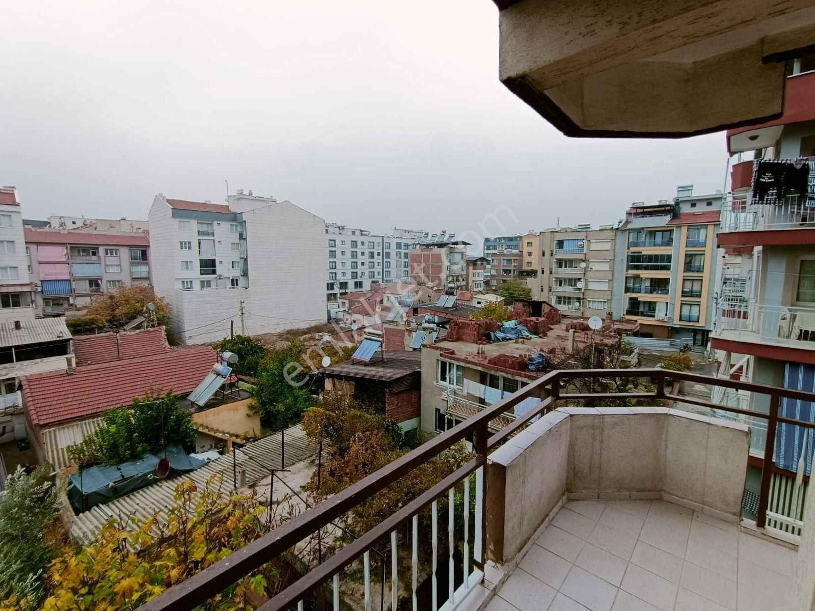 Yuvam Gayrimenkul Den Salihli Cumhuriyet Mahallesinde Satılık 3+1 Daire - Görsel 32
