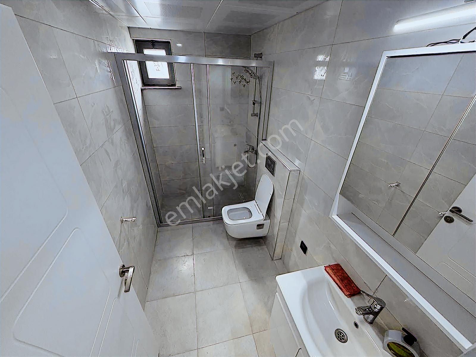 Eşyasız 1+1 Daire Havuzlu - Hamam - Spor Salonu - Kapalı Otopark - Görsel 3