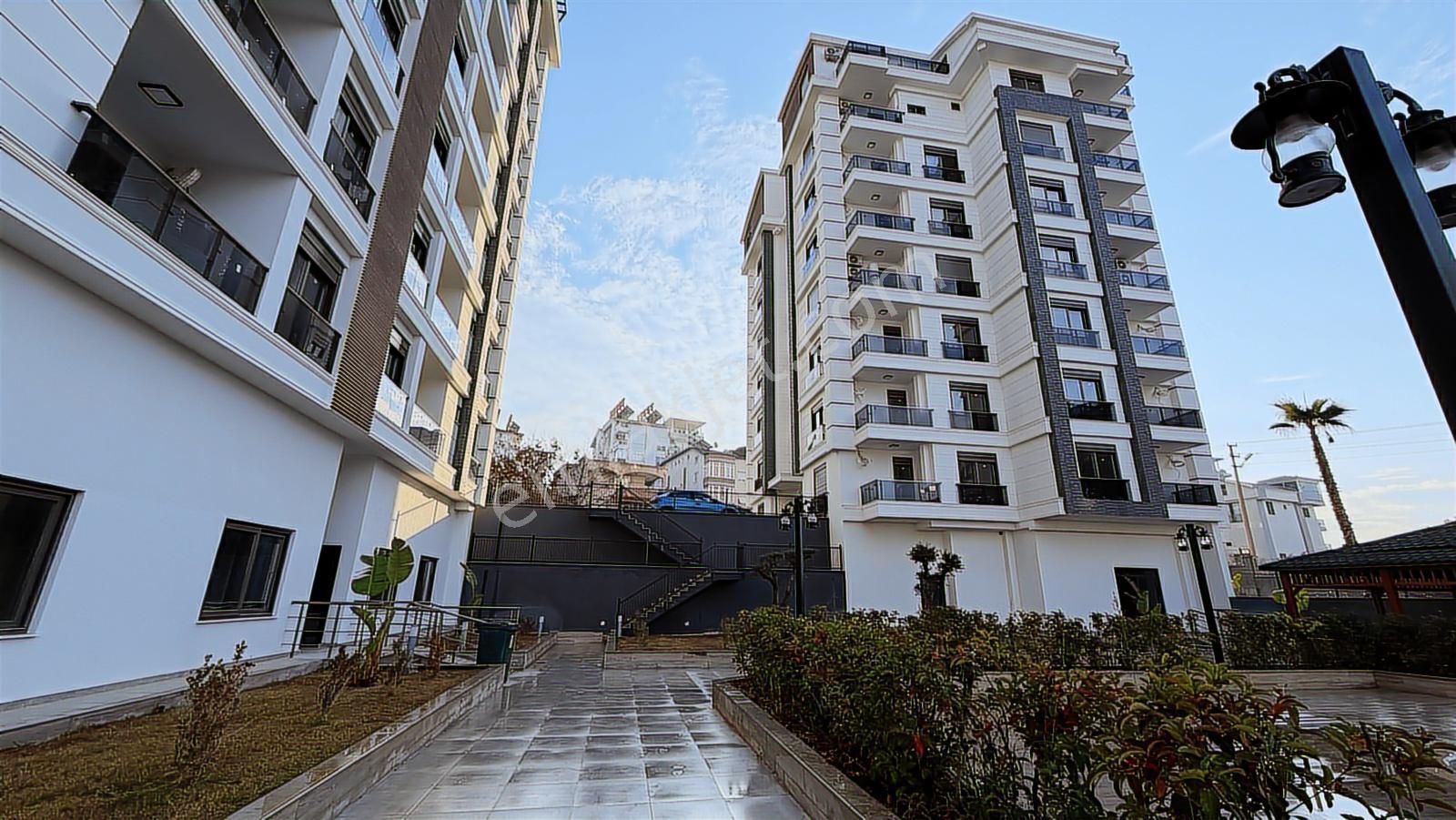 Eşyasız 1+1 Daire Havuzlu - Hamam - Spor Salonu - Kapalı Otopark - Görsel 6